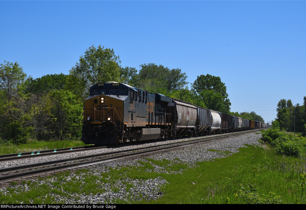 CSX 3229